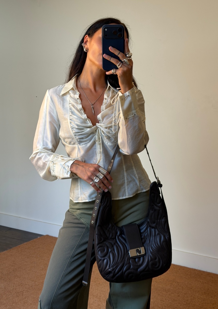 Laagam Vixen Leather Padded Bag