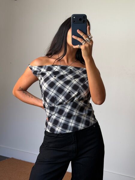 Laagam Tate Squared Asymmetric Top