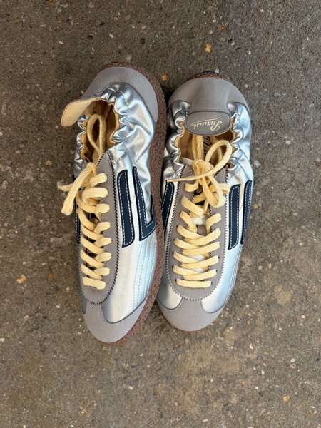 Puraai Corsa Sneakers