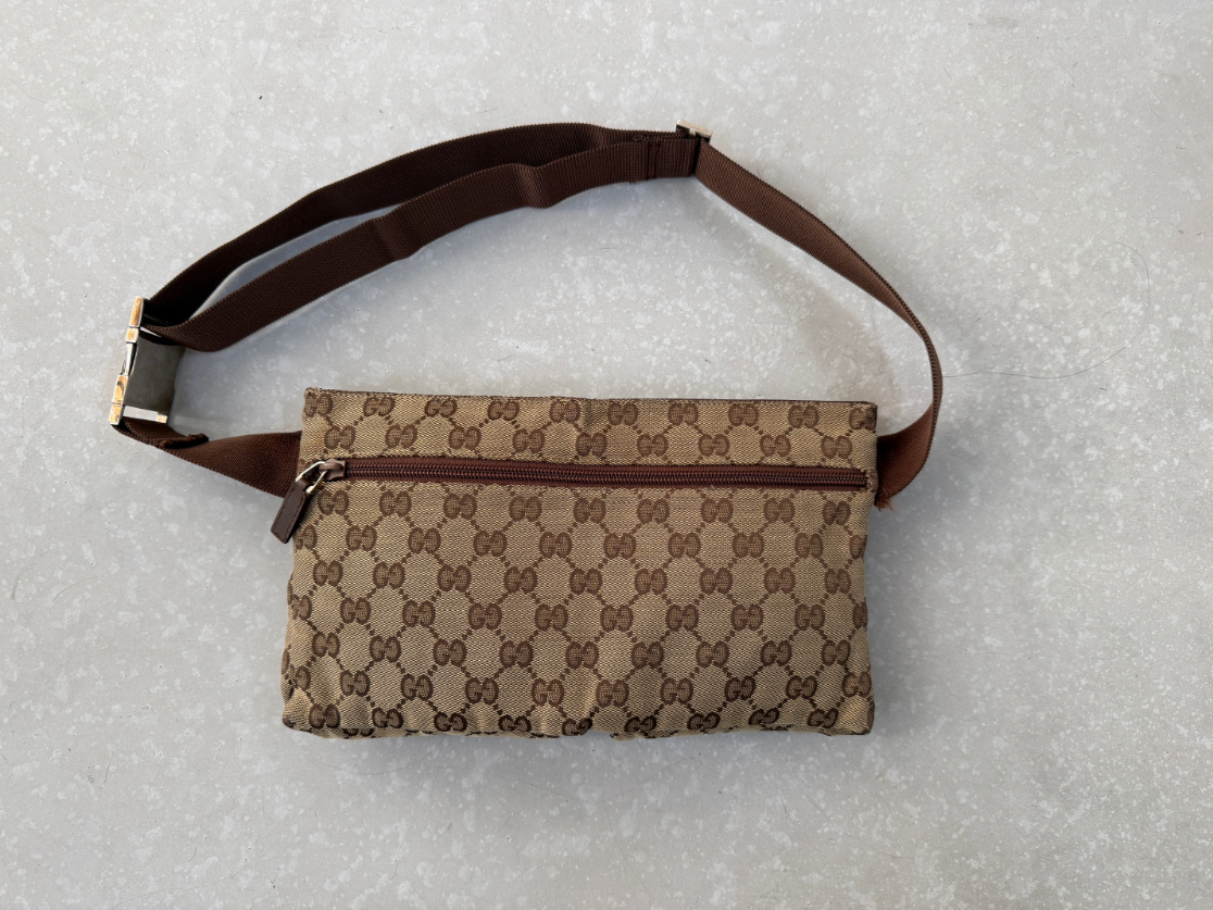 RR ARCHIVE Gucci GG Canvas Belt Bag