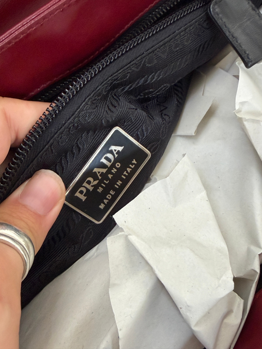 RR ARCHIVE Prada Leather Handbag