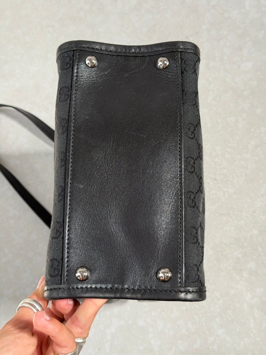 RR ARCHIVE Gucci GG Canvas & Leather Shoulder Bag