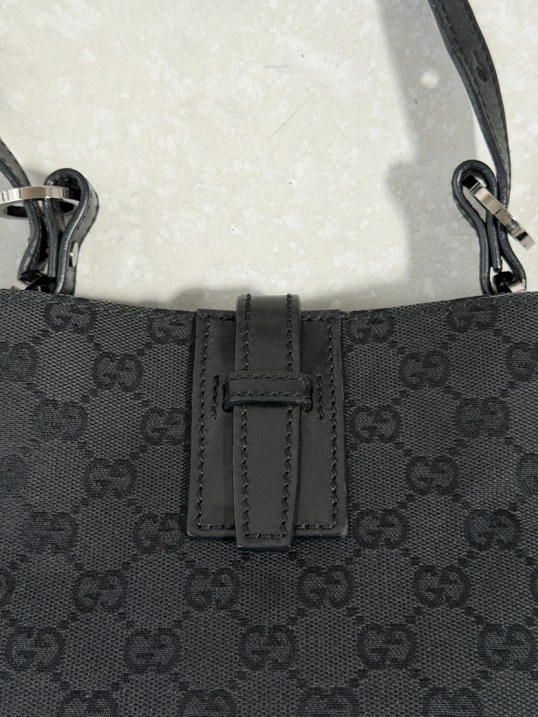 RR ARCHIVE Gucci GG Canvas & Leather Shoulder Bag