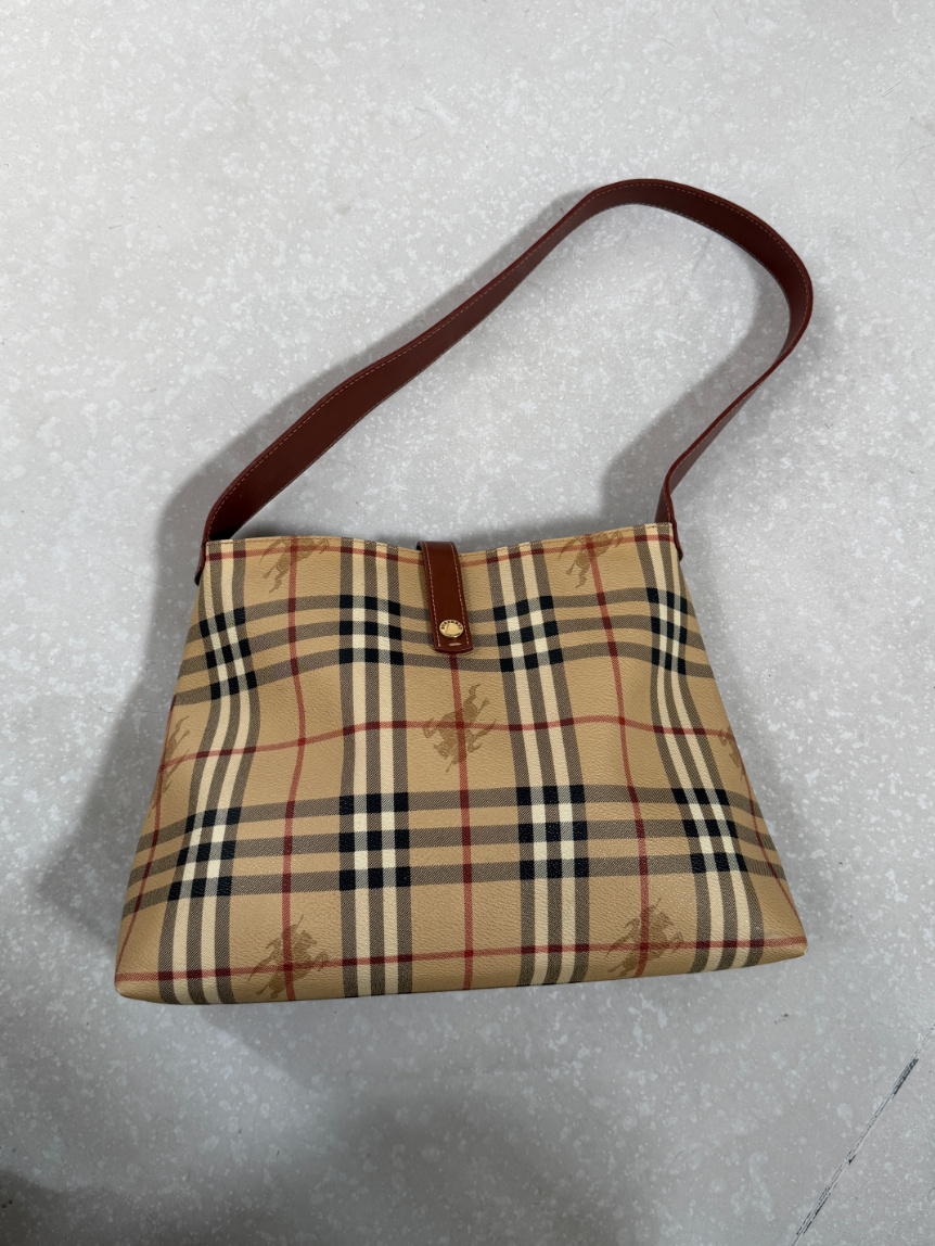 RR ARCHIVE Burberry Nova Check Shoulder Bag