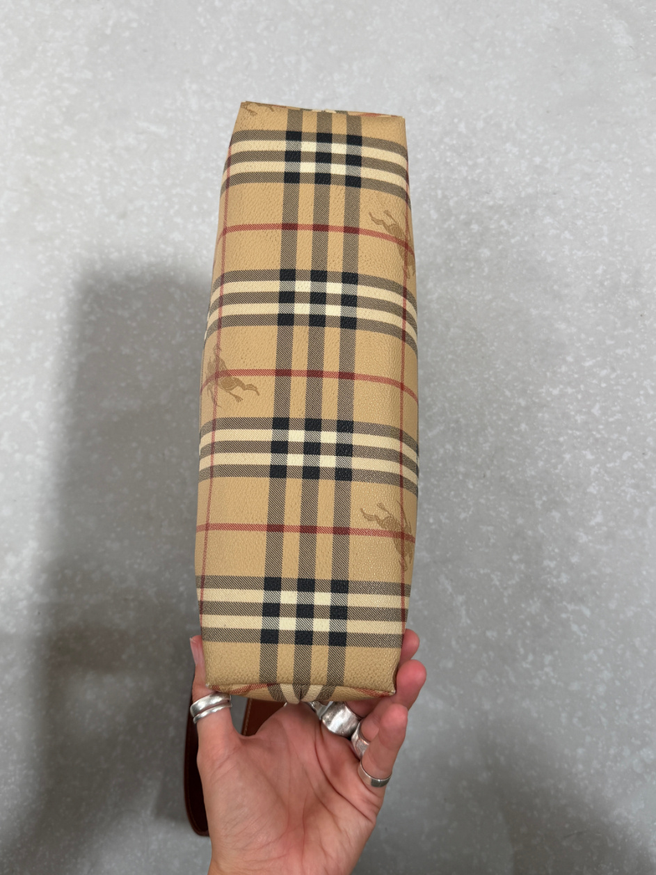 RR ARCHIVE Burberry Nova Check Shoulder Bag