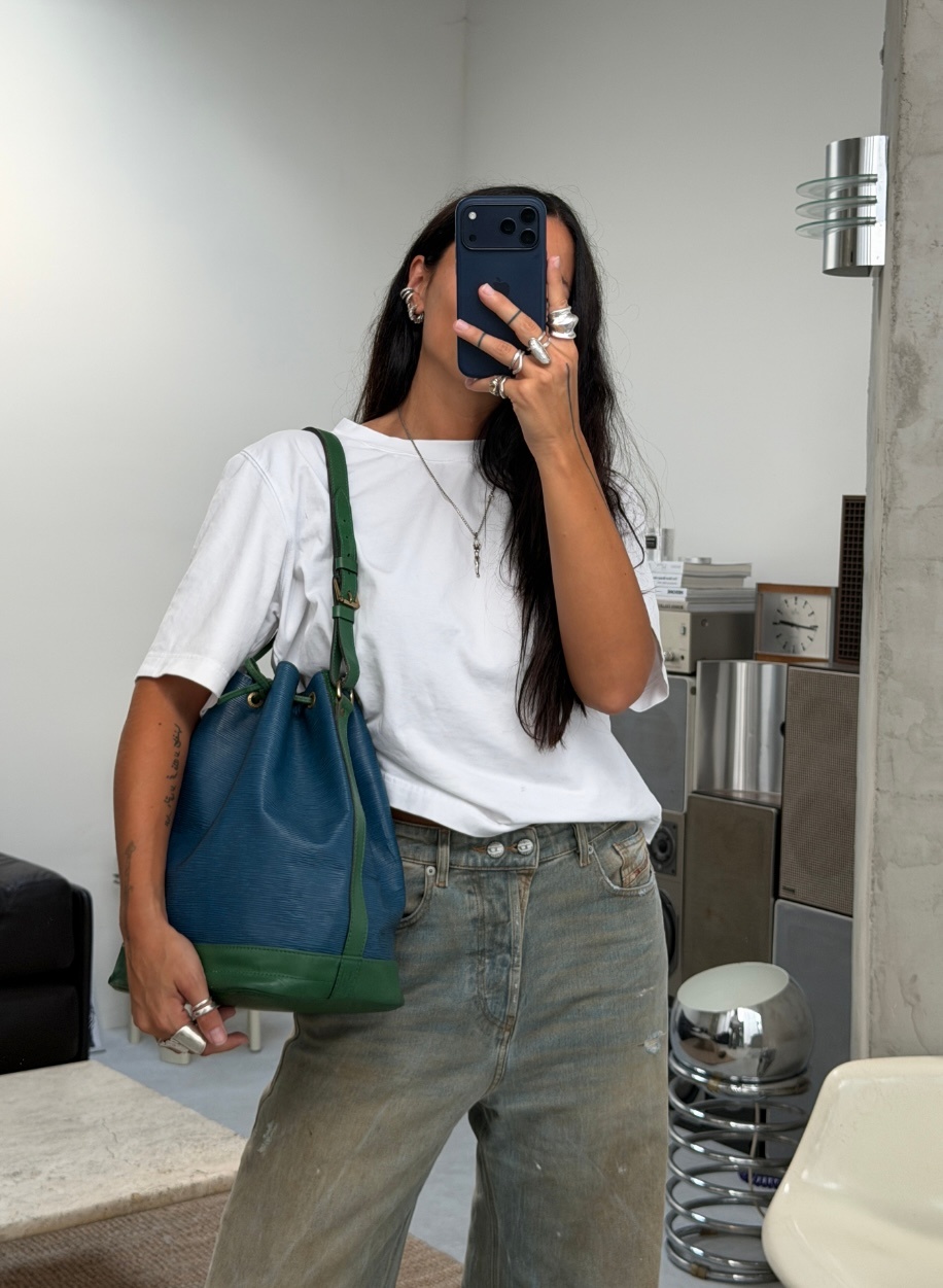 RR ARCHIVE Louis Vuitton Epi Bicolor Noé Bag