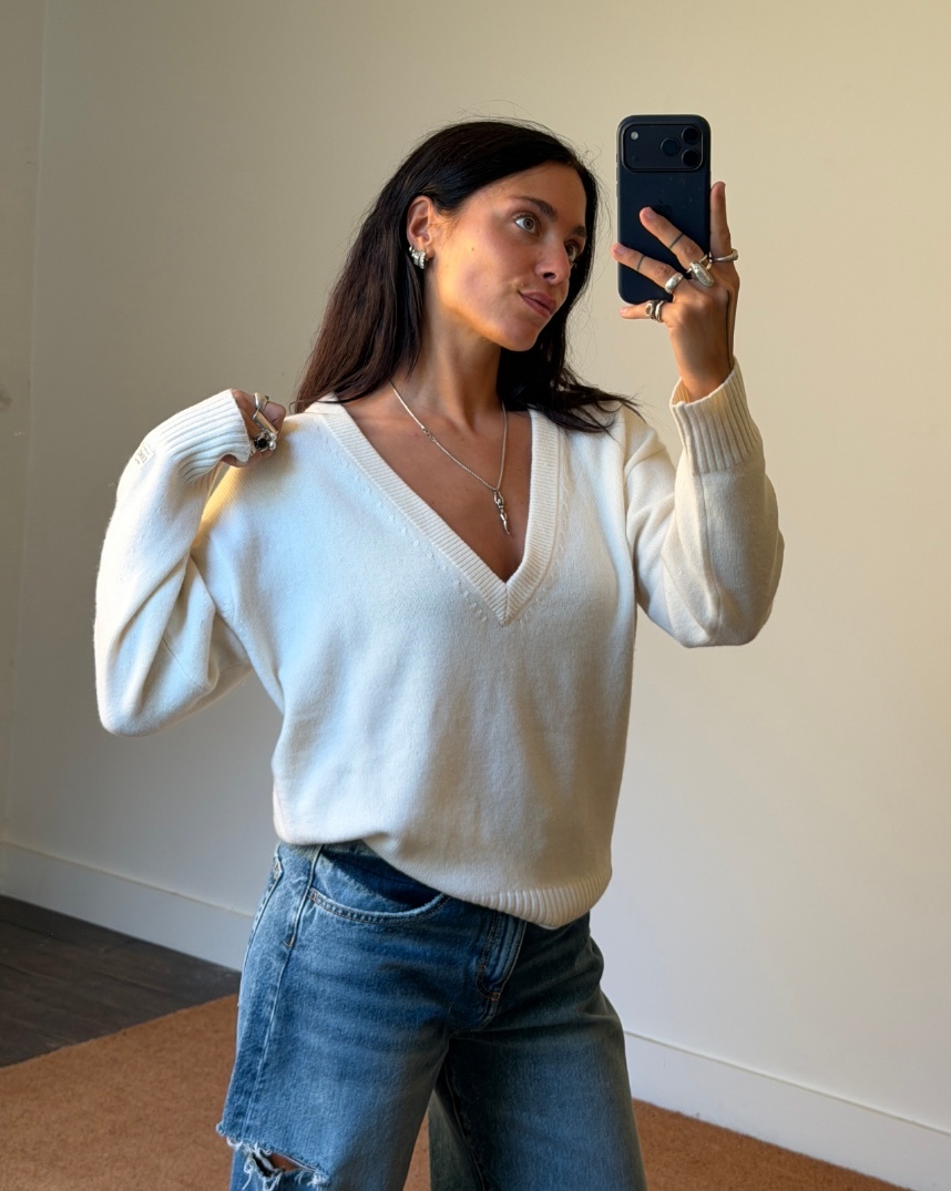 Love Stories Rachel V-Neck Knit