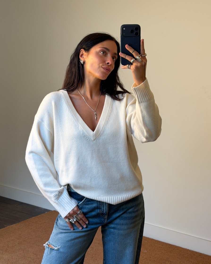 Love Stories Rachel V-Neck Knit