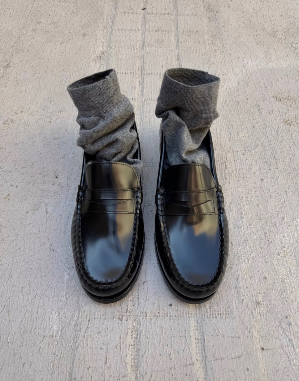 Alohas Rivet Leather Loafers