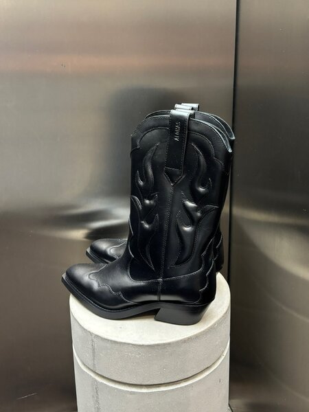 Alohas Calyx Leather Boots