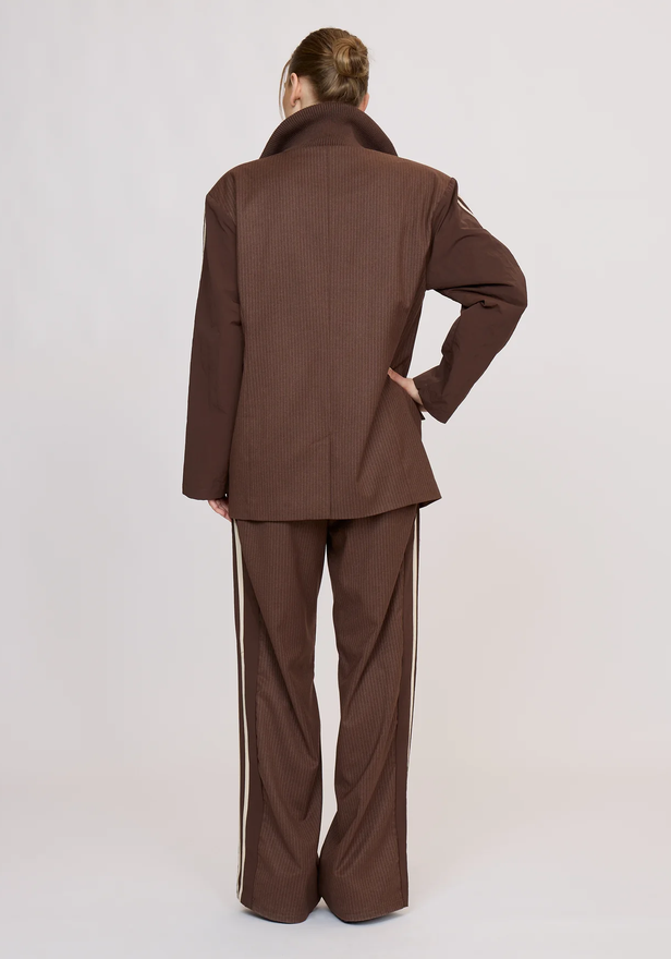 Résumé Ollivan Jacket