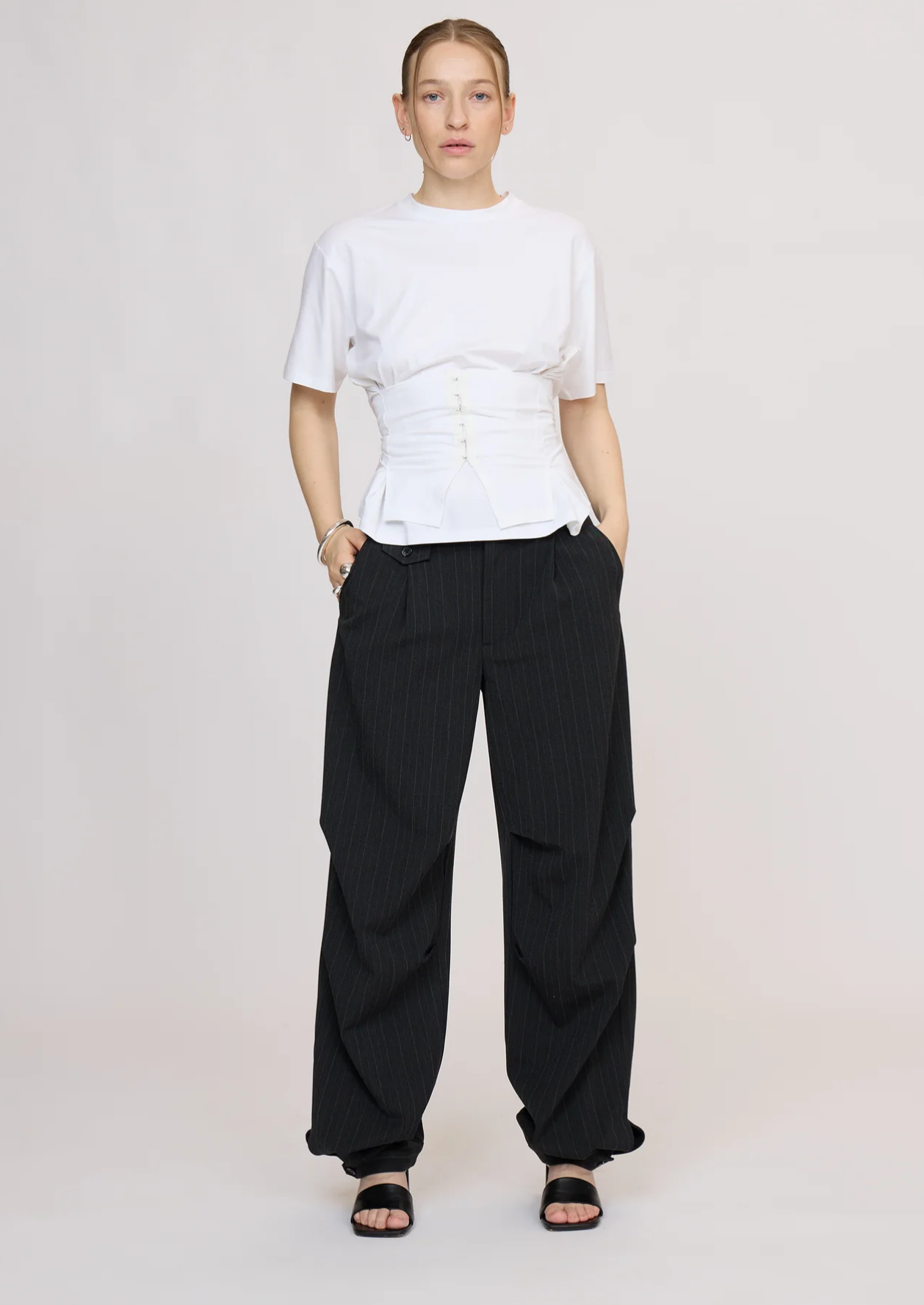 Résumé Ora Trousers