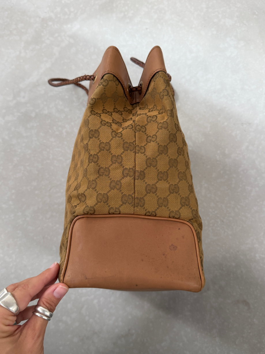 RR ARCHIVE Gucci GG Canvas Tote