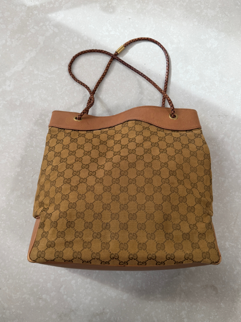 RR ARCHIVE Gucci GG Canvas Tote