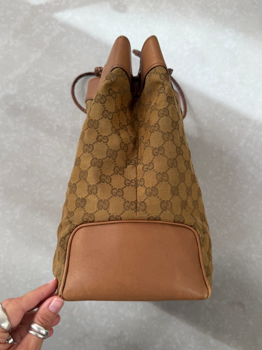 RR ARCHIVE Gucci GG Canvas Tote