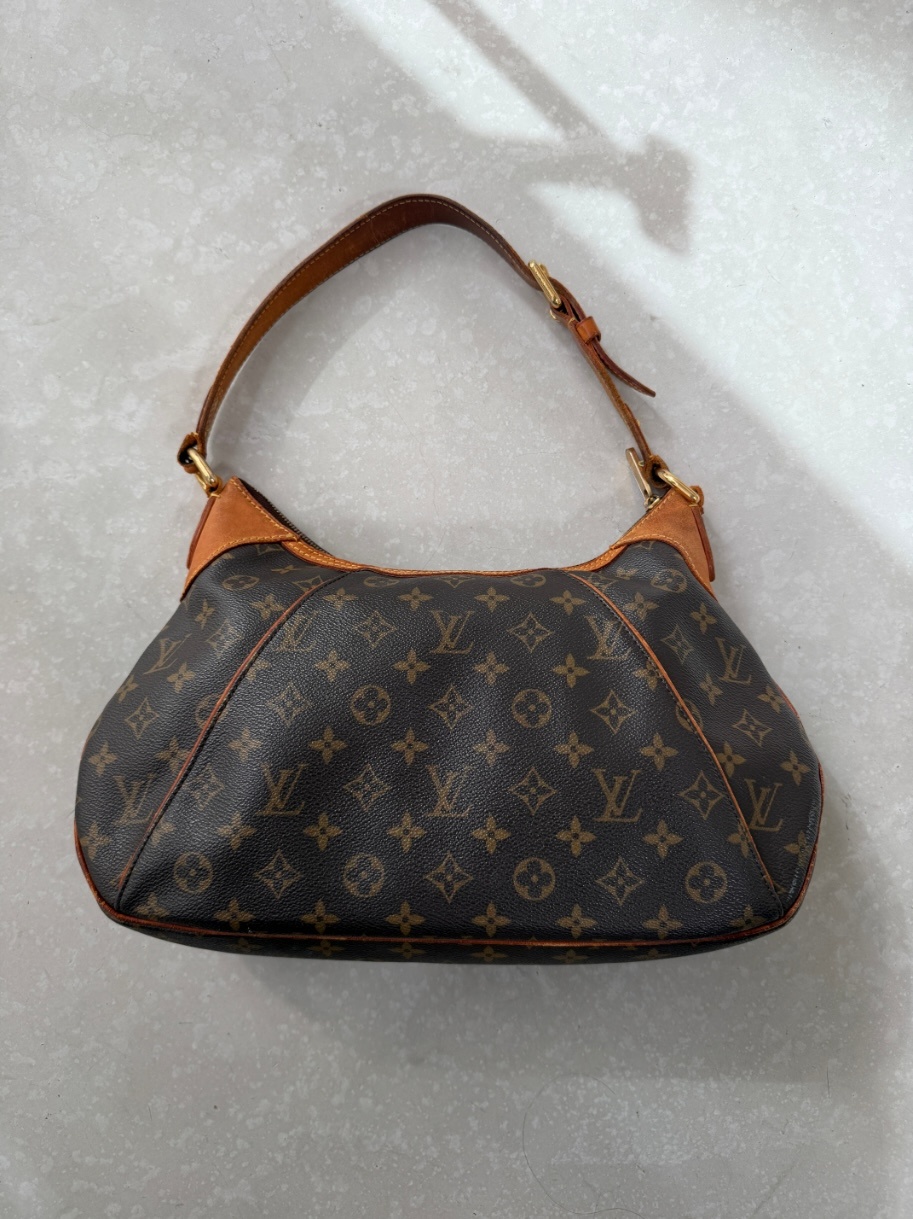 RR ARCHIVE Louis Vuitton Monogram Thames
