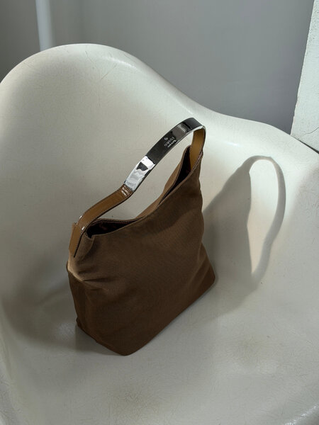 RR ARCHIVE Gucci Canvas Metal Handle Bag