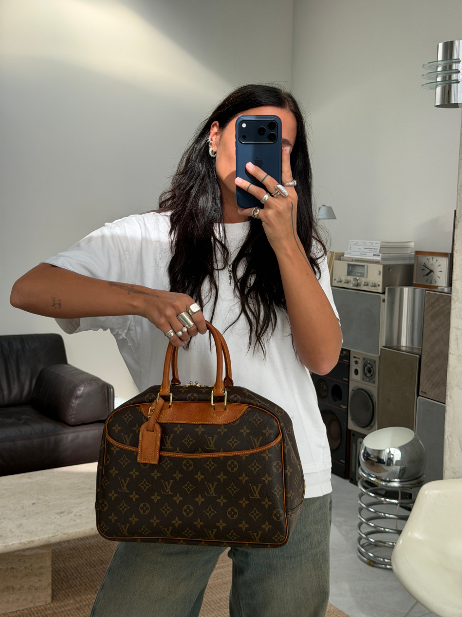 RR ARCHIVE Louis Vuitton Deauville Monogram Handbag