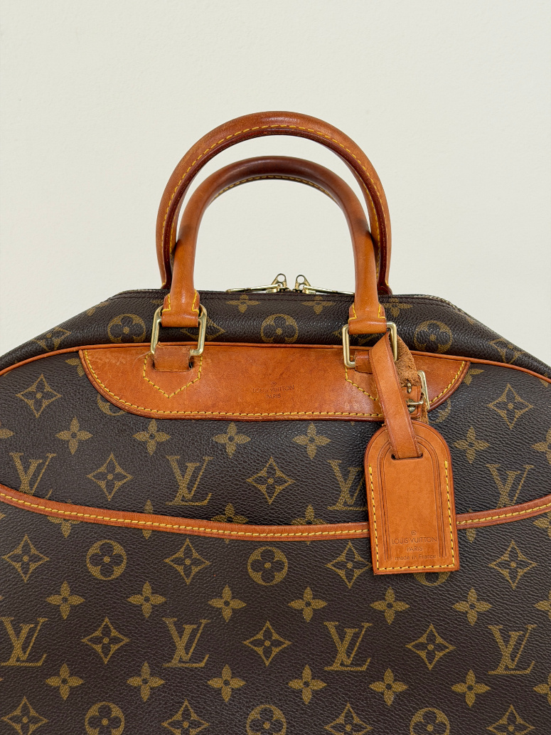 RR ARCHIVE Louis Vuitton Deauville Monogram Handbag