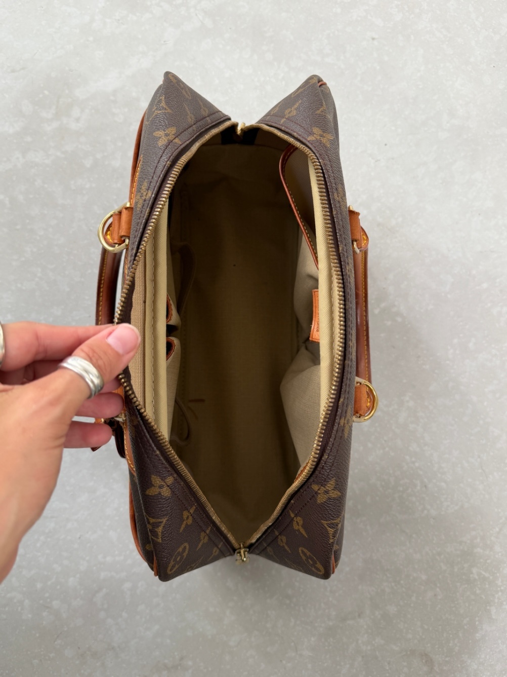 RR ARCHIVE Louis Vuitton Deauville Monogram Handbag