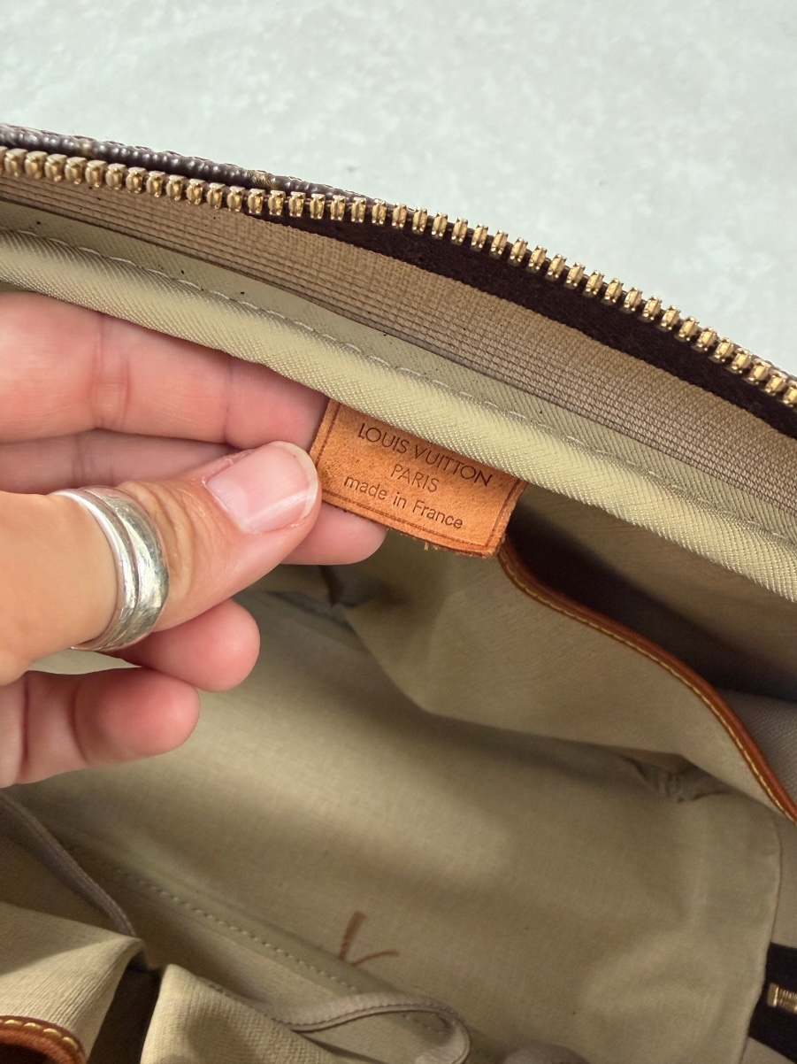 RR ARCHIVE Louis Vuitton Deauville Monogram Handbag