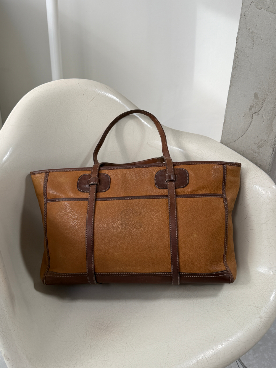 RR ARCHIVE Loewe Leather Tote Bag