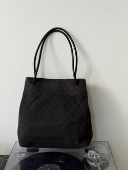 RR ARCHIVE Gucci GG Canvas Shoulder Bag