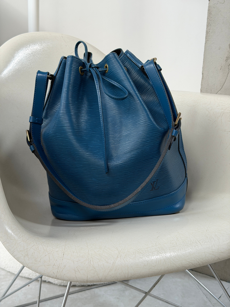 RR ARCHIVE Louis Vuitton Epi Noé