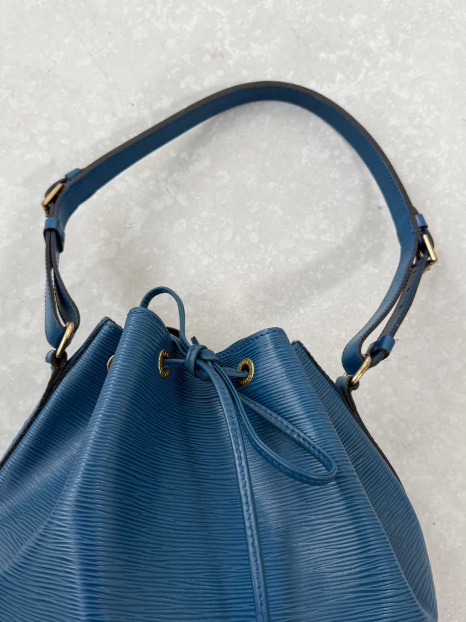 RR ARCHIVE Louis Vuitton Epi Noé