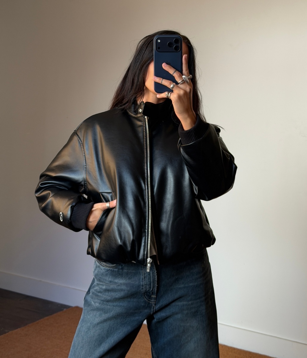 Résumé Omera Jacket
