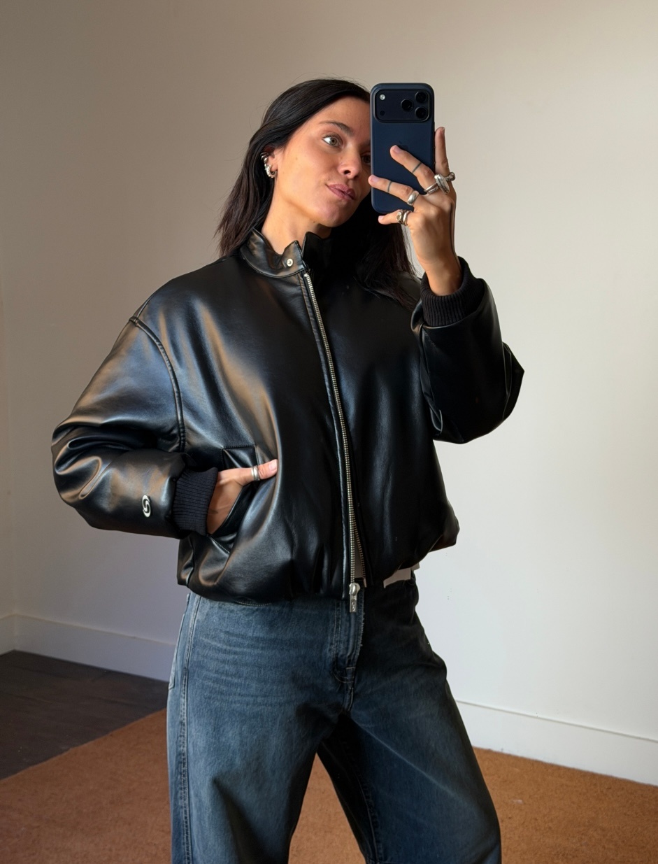 Résumé Omera Jacket