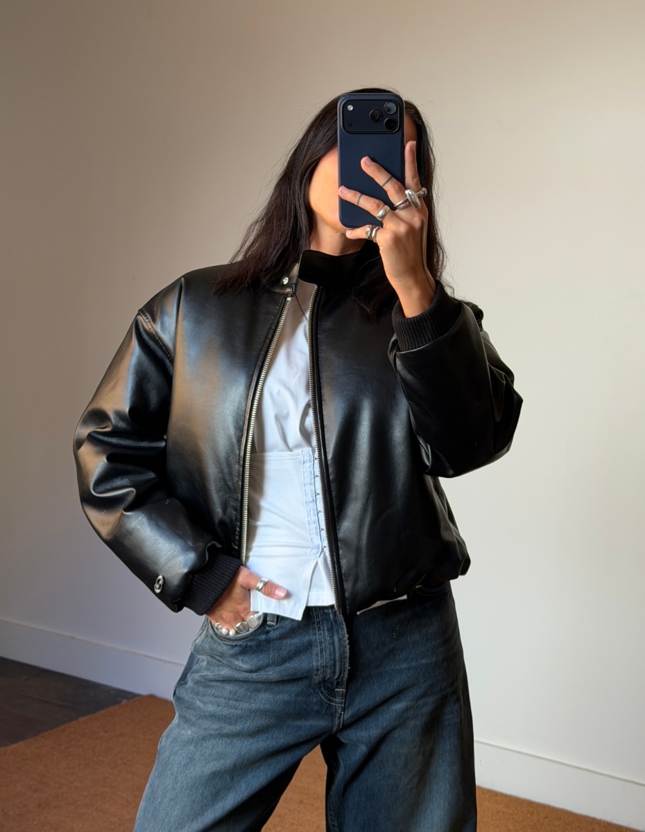 Résumé Omera Jacket