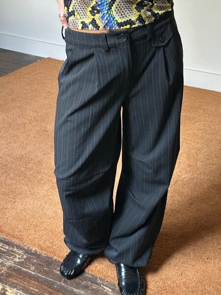 Résumé Ora Trousers