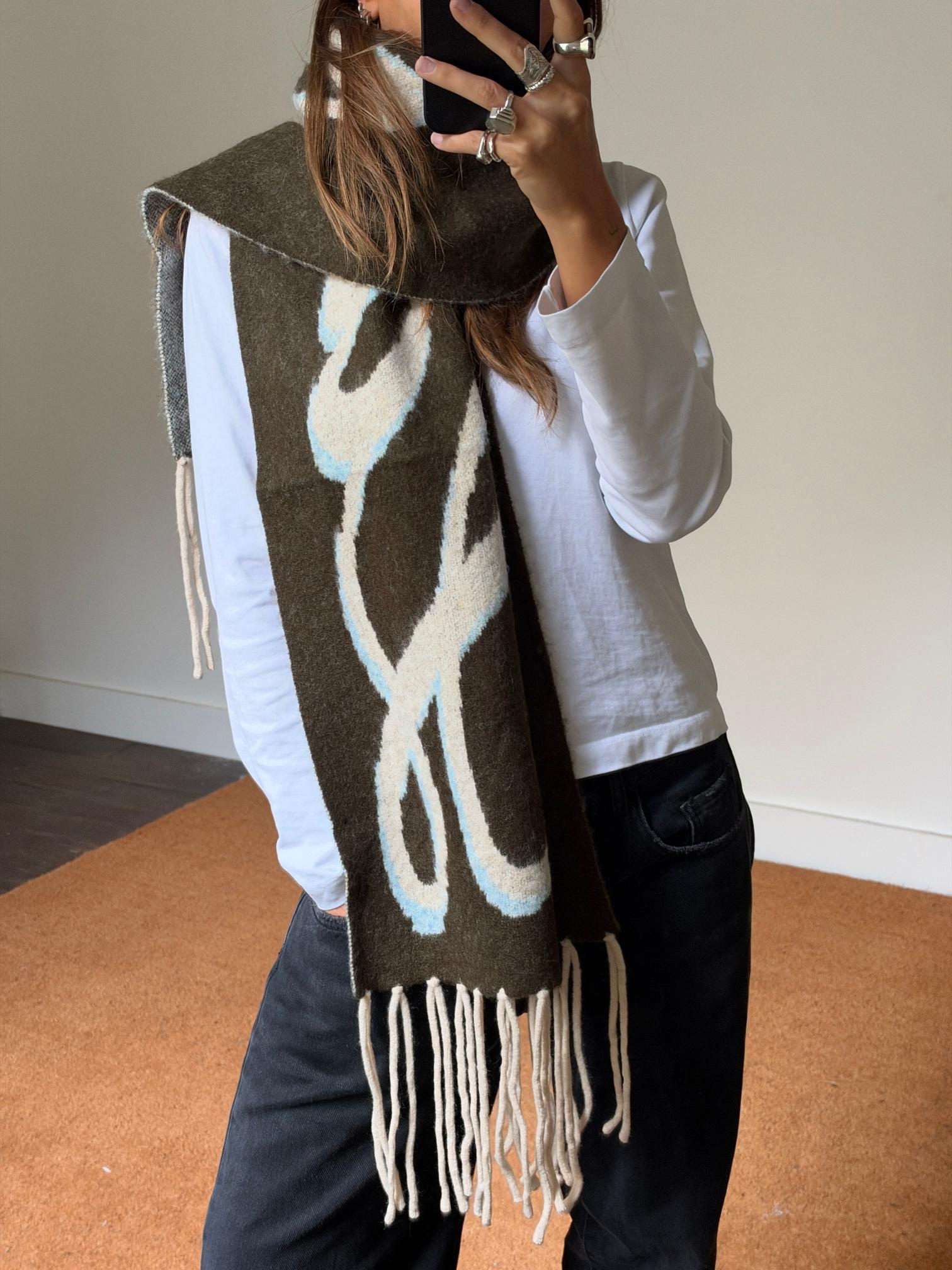Laagam Juno Scarf