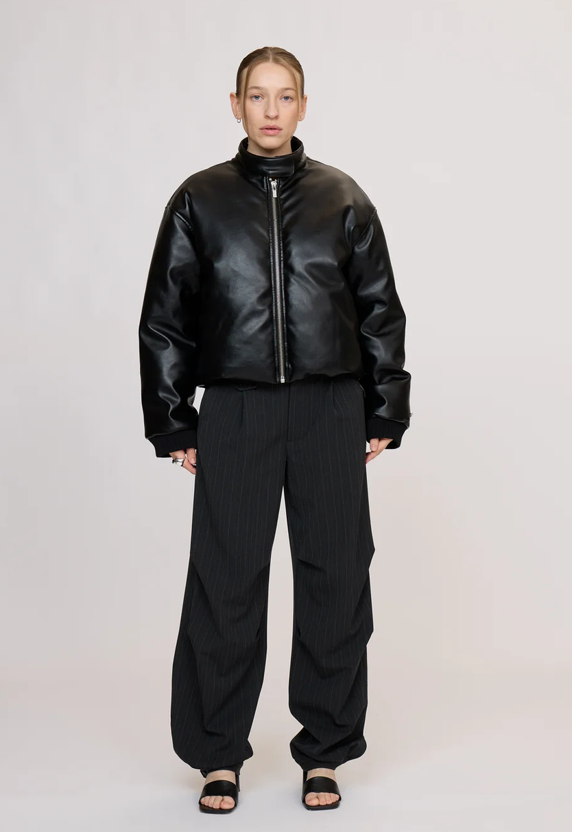 Résumé Omera Jacket