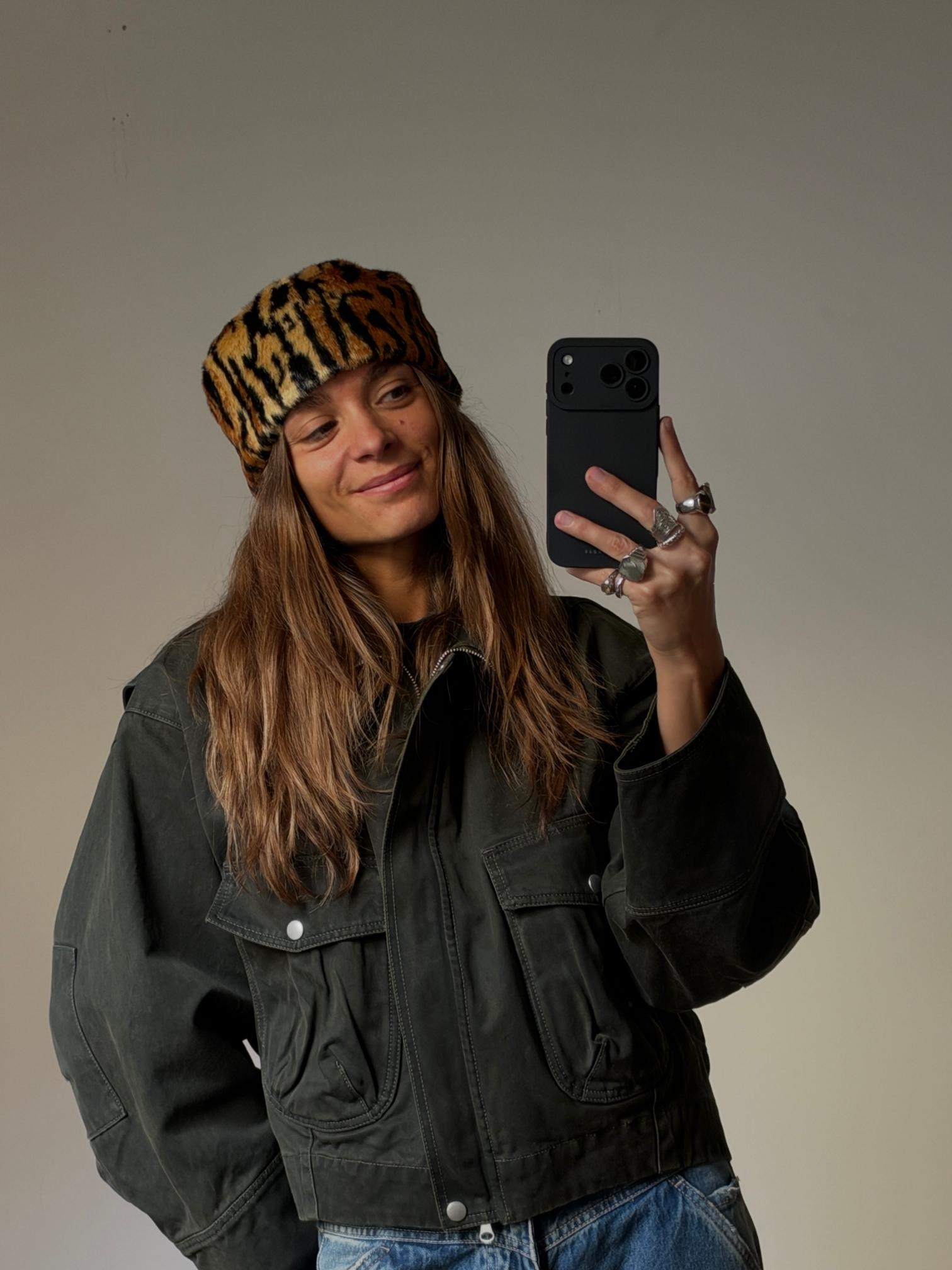 STAND STUDIO Ozzy Pillerbox Hat
