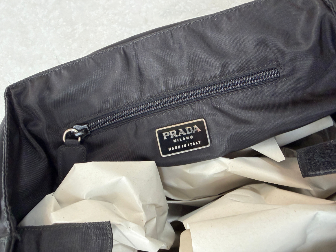 RR ARCHIVE Prada Nylon Plexi Handle Tote