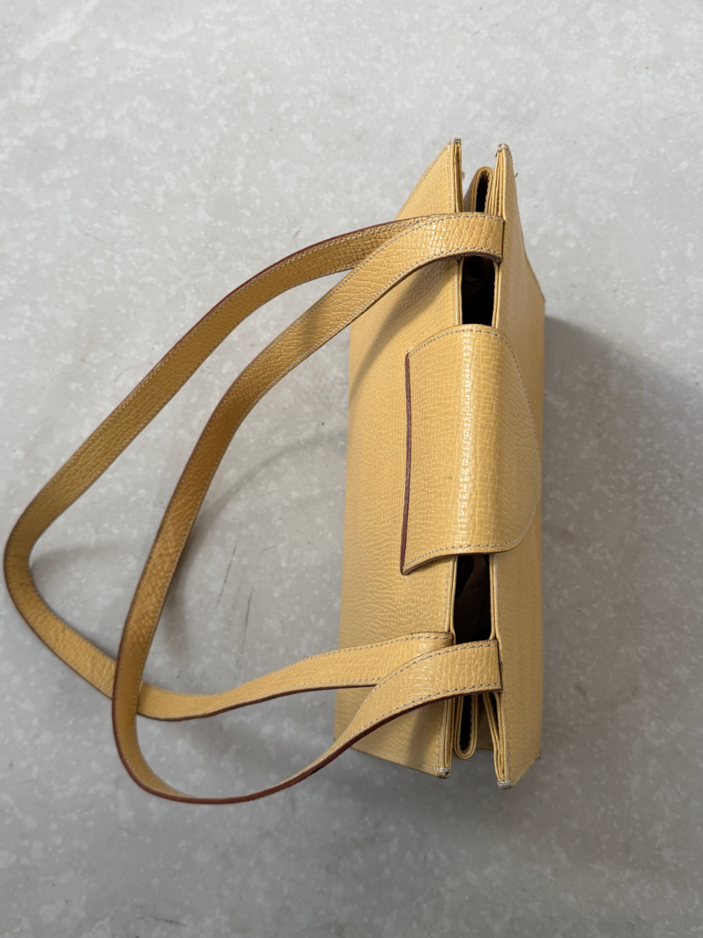 RR ARCHIVE Loewe Leather Shoulder Bag