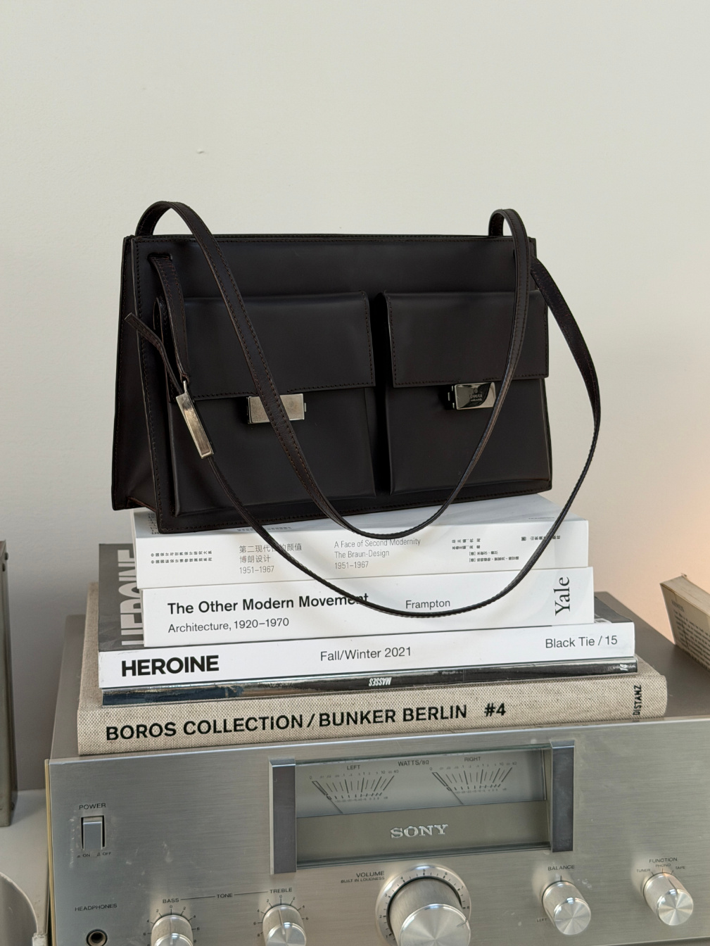 RR ARCHIVE Gucci Leather Pocket Shoulder Bag