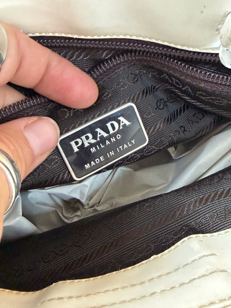 RR ARCHIVE Prada Patent Leather & Plexi Handle Handbag