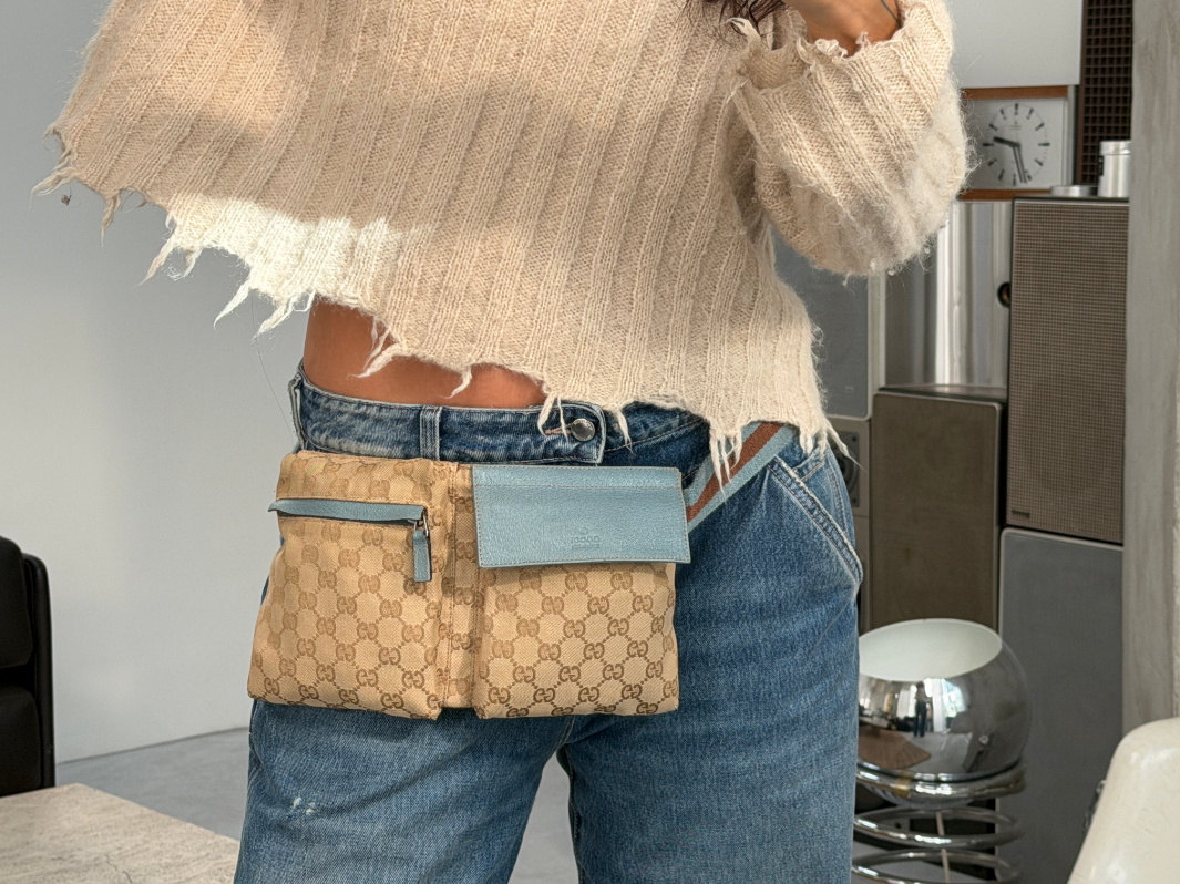 RR ARCHIVE Gucci GG Canvas Belt Bag