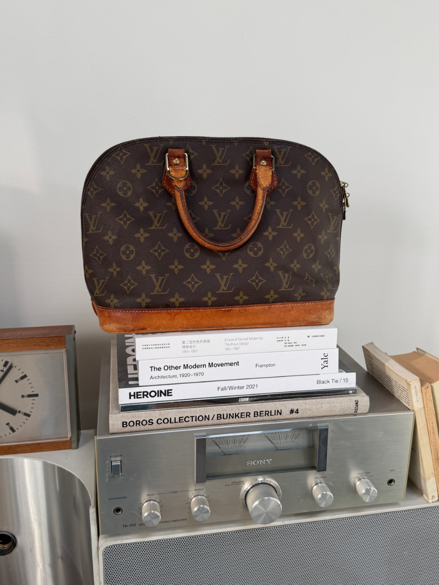 RR ARCHIVE Louis Vuitton Monogram Alma