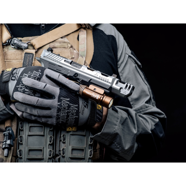 Olight PL-3R Valkyrie - Tan