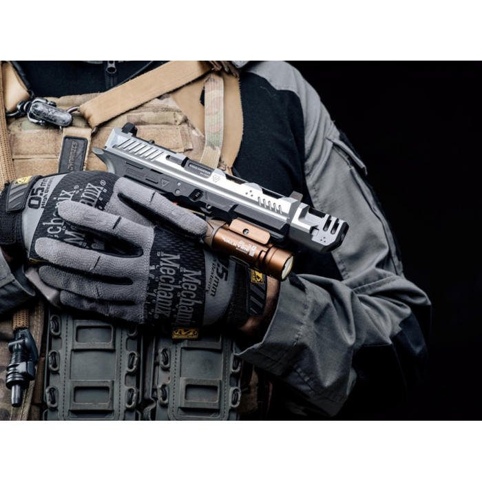 Olight PL-3R Valkyrie - Tan