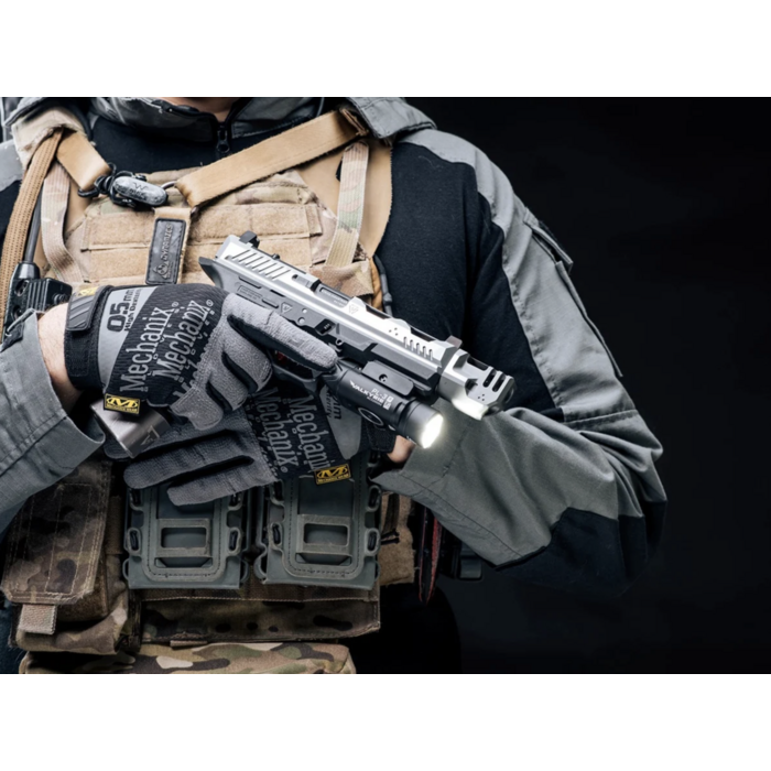 Olight PL-3R Valkyrie - Black