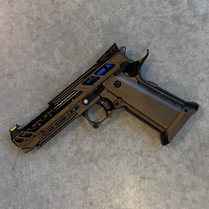 Doc's Special Hi-Capa - Obsidian Viper