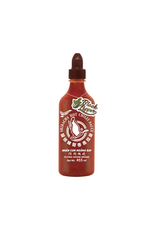 Flying Goose Brand Sriracha Hot Chilli Sauce Black Pepper