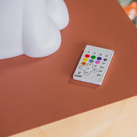 Atelier Pierre Junior Hakuna Leeuw Xl Sfeerlamp - Speaker | Wit Atelier Pierre Junior Hakuna Leeuw Xl Sfeerlamp - Speaker | Wit