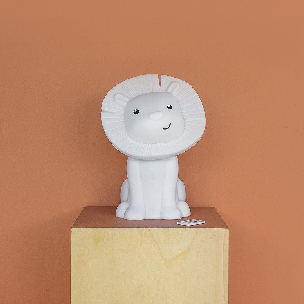 Atelier Pierre Junior Hakuna Leeuw Xl Sfeerlamp - Speaker | Wit Atelier Pierre Junior Hakuna Leeuw Xl Sfeerlamp - Speaker | Wit