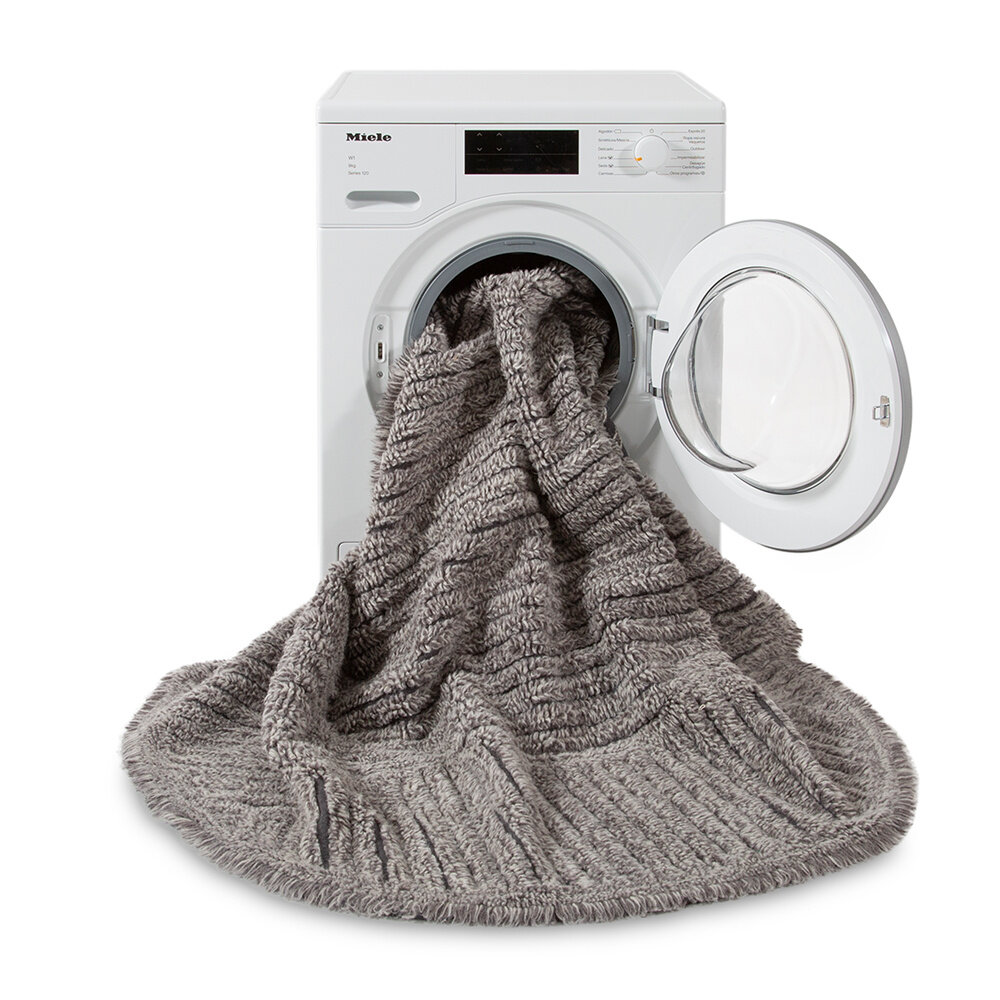 Lorena Canals Wasbaar Wollen Vloerkleed | Black Tea 160 × 160 cm